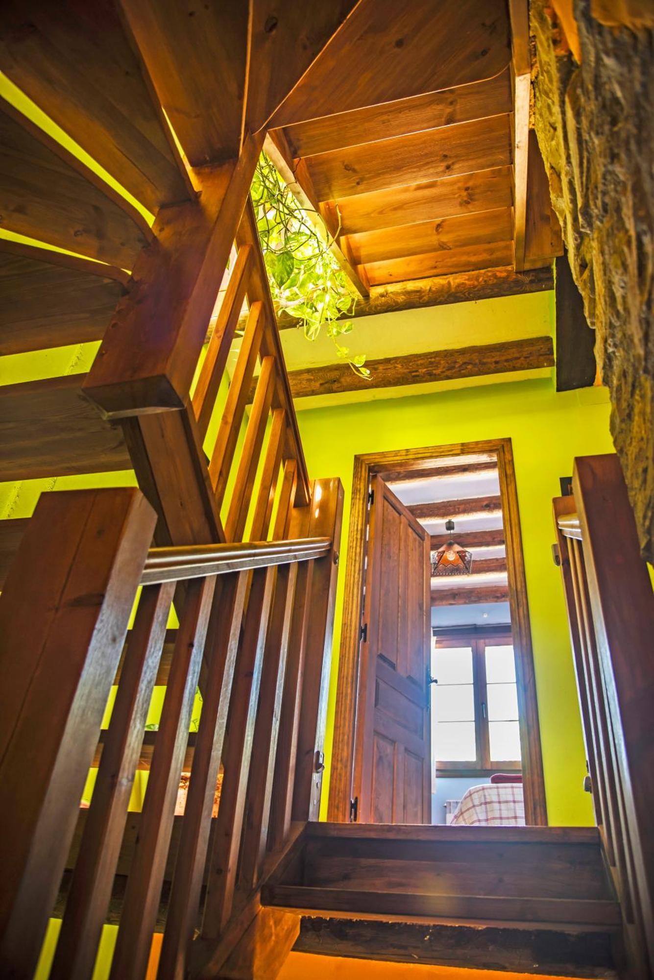 Casa Pirinea Ordesa Guest House Belsierre Bagian luar foto